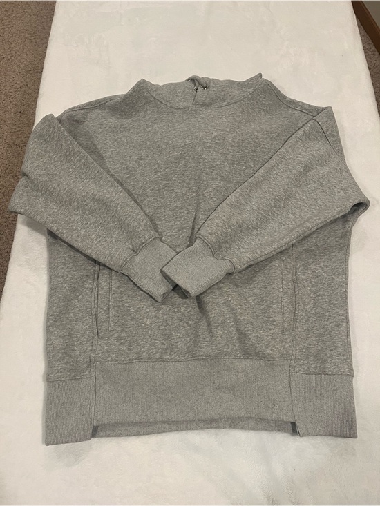 Jackets & Blazers - Cozy Heather Gray Oversized Pullover Hoodie - Size Small
